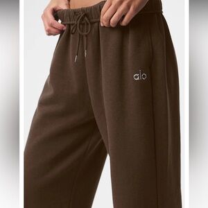 Alo Accolade Straight Leg Sweatpant Espresso
